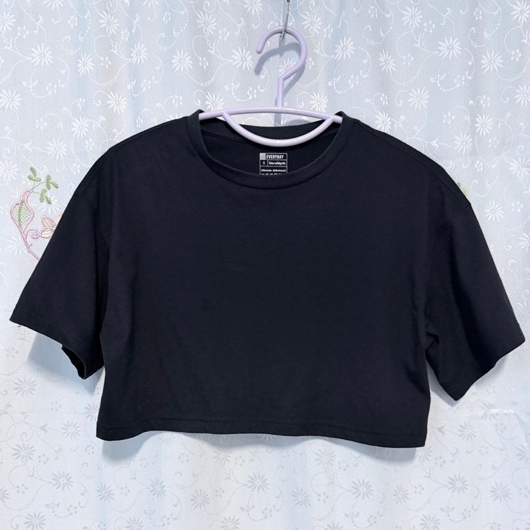 เสื้อ gq size s ใส่ครั้งเดียวค่ะ