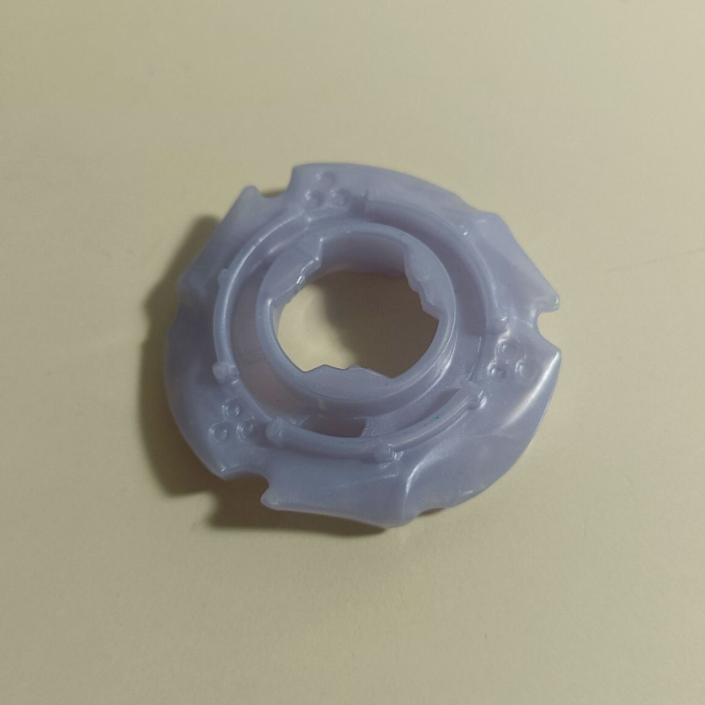 Beyblade X : Assist Blade C (หายาก เพราะ หาได้จากกล่องสุ่มเท่านั้น) ของแท้ มือสอง
