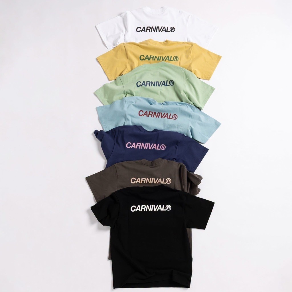 [พร้อมส่ง ของแท้ %] เสื้อยืด CARNIVAL CLASSIC LOGO BOXY T-SHIRT