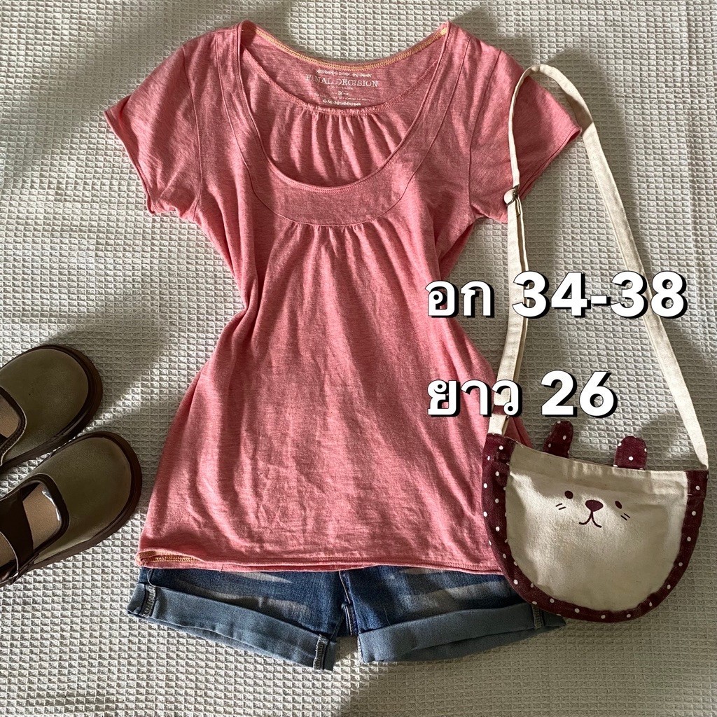 เสื้อยืดคอลึก แขนสั้น ผ้าบาง สีชมพู คิ้วท์มั่กๆ สีจริงรูปแรกน้า : โคเคท ริ ซาวาโกะ Shoujo coquette d