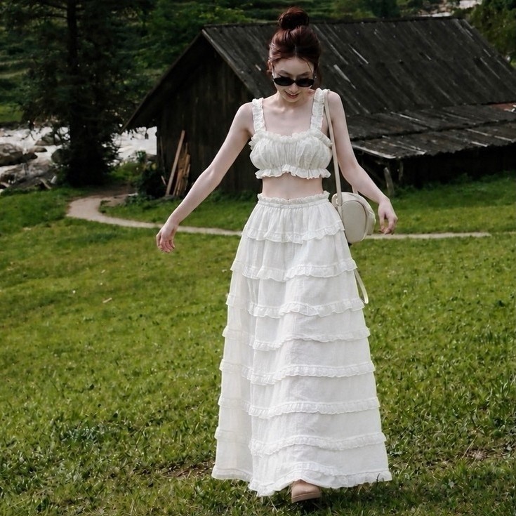 เซ็ต 2ชิ้น เสื้อบราแต่งระบาย + กระโปรงยาวระบาย มีซับใน