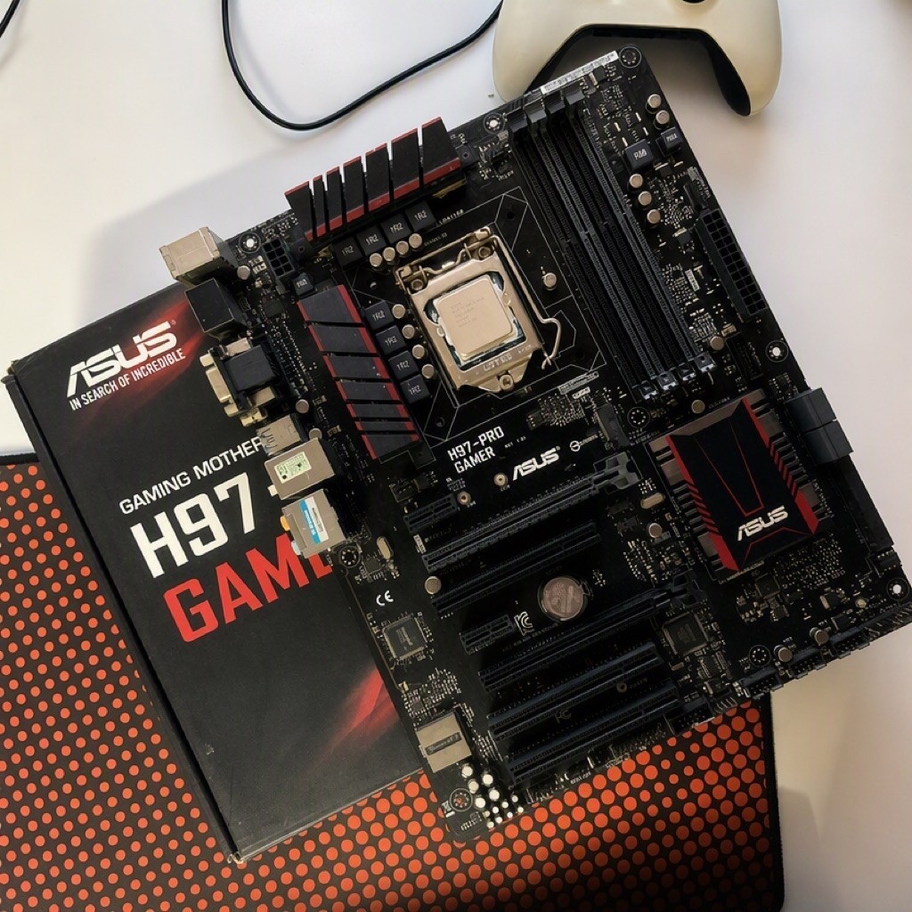 Asus H97-Pro gamer เฉพาะเมนบอร์ด