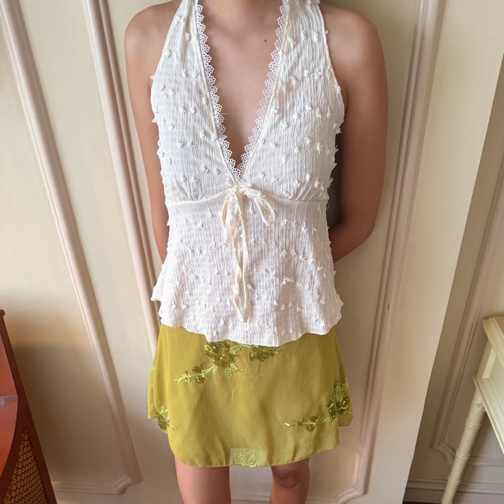 FLORE | Amari halter top เสื้อผูกคอแต่งลูกไม้