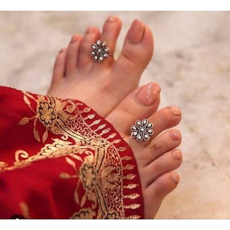 แหวนนิ้วเท้า แหวนอินเดีย ปรับขนาดฟรีไซส์ได้ 1 คู่toe rings ,indian rings, adjustable free size one pair feet accessories