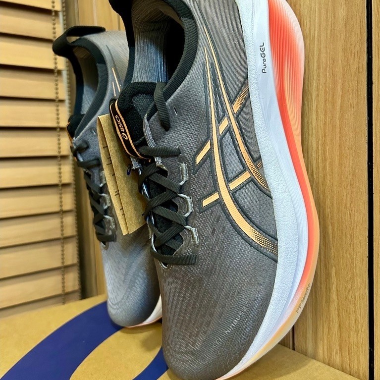 Asics Nimbus 27 Wide 2E รองเท้าวิ่ง หน้ากว้างผู้ชาย ค่ะ