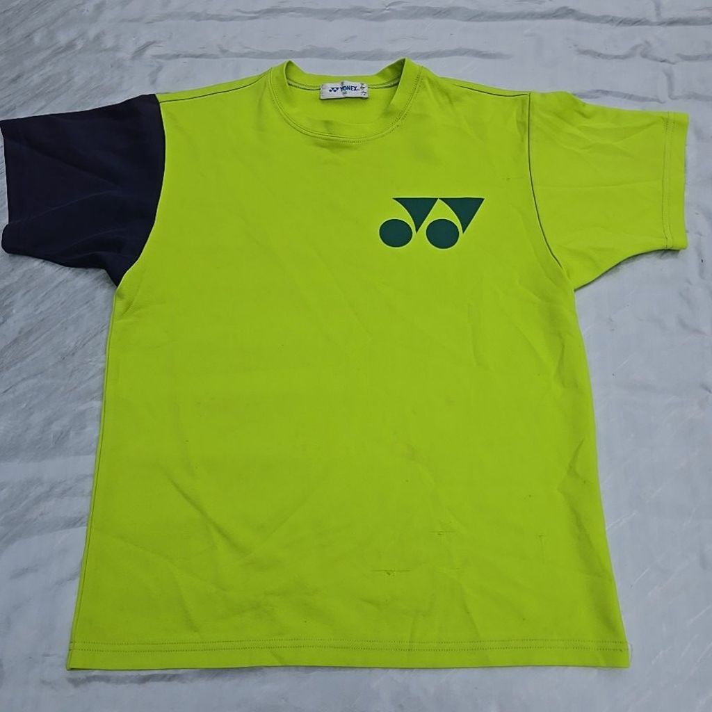 เสื้อกีฬา แขนสั้น สีเขียว แบรนด์เนม 901
