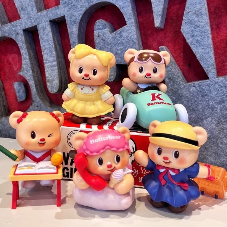 พร้อมส่ง✨Butterbear x KFC China🇨🇳ของเล่นไขลานมีให้สะสม 5 แบบ***สินค้าไม่มีกล่องนะคะ***