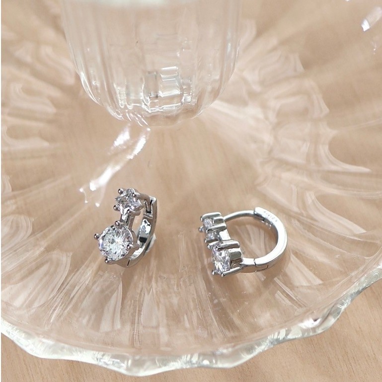 A.piece ต่างหู Timeless collection : [silver 925 post] Duo shine one-touch