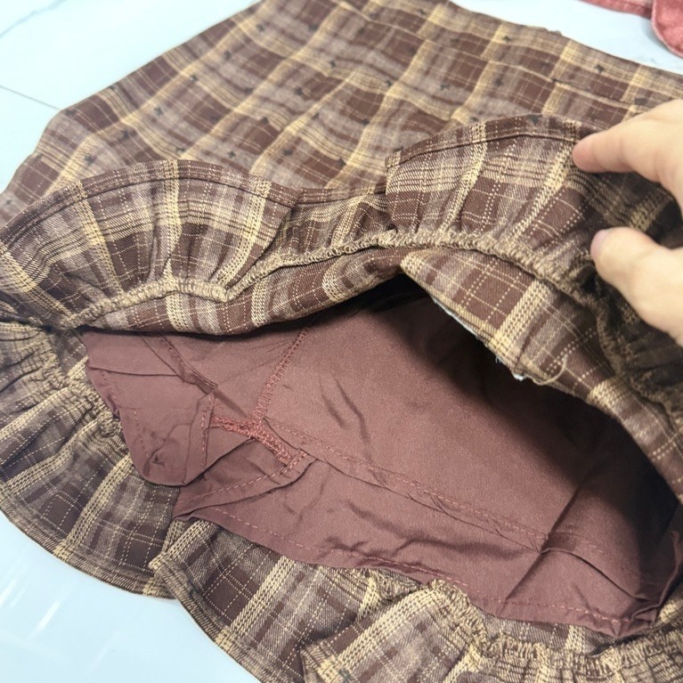 (ปกติ เสื้อยาว 17“ กระโปรง16”) ชุดยีนส์ ชุดเซตกระโปรง เสื่อยีนส์+กระโปรง ลายสก็อต ปักกระต่าย งานป้าย chalita รูปที่ 3