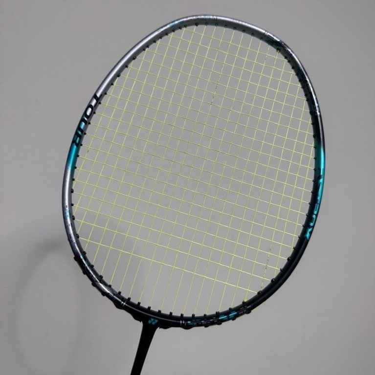 ไม้แบดมือ 2 Yonex รุ่น: Astrox 88D Tour