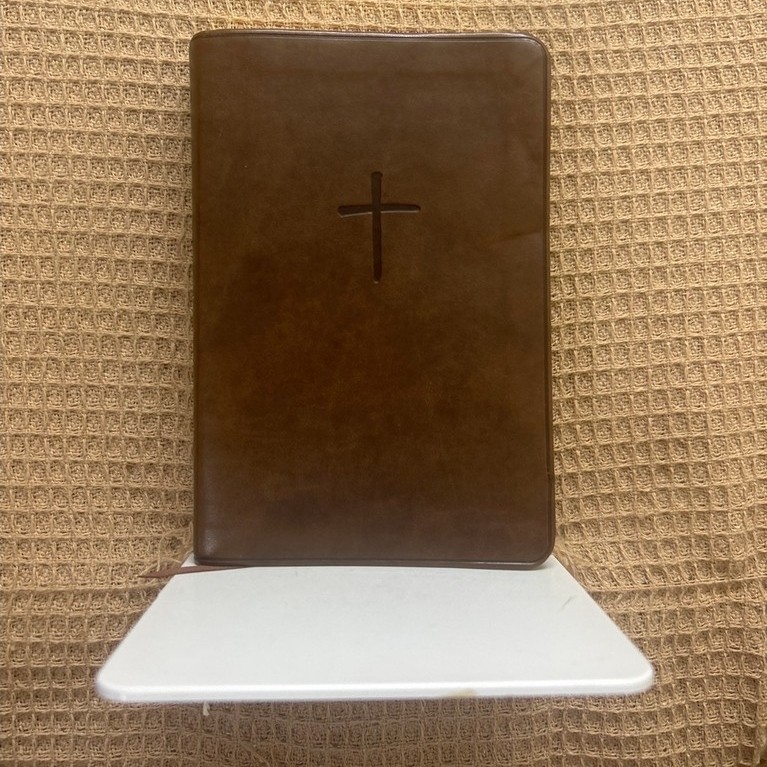 holy bible christian standard bible มือสอง เล่มเล็ก