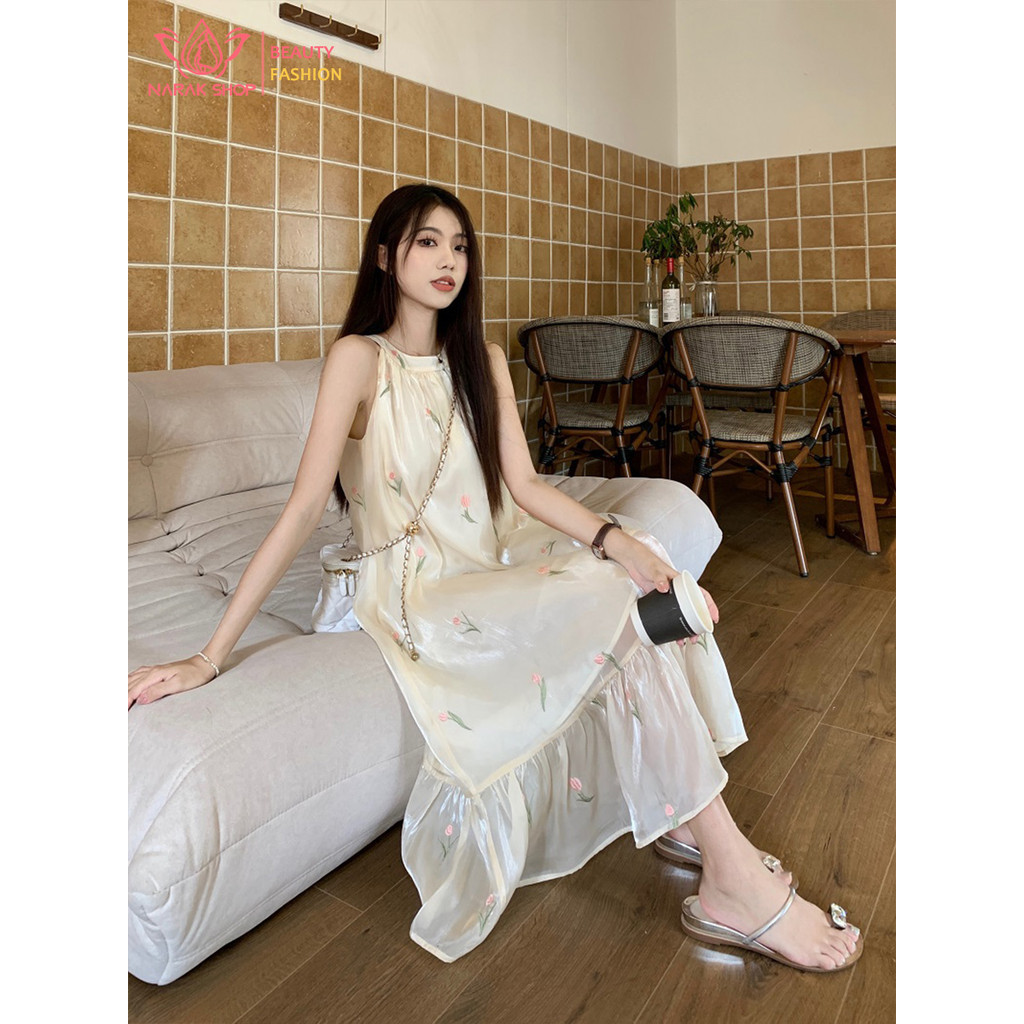 เดรสสายคล้องคอ ลายดอกไม้ ชุดสวยสำหรับทุกโอกาส
