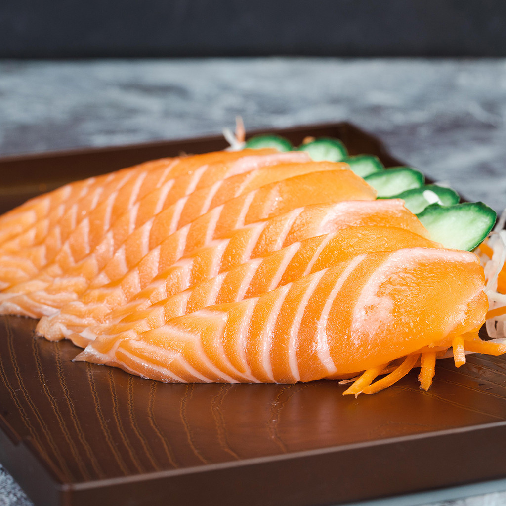 [0238994] The Gastro Salmon Sashimi แซลมอนซาชิมิ เดอะ แกสโตร