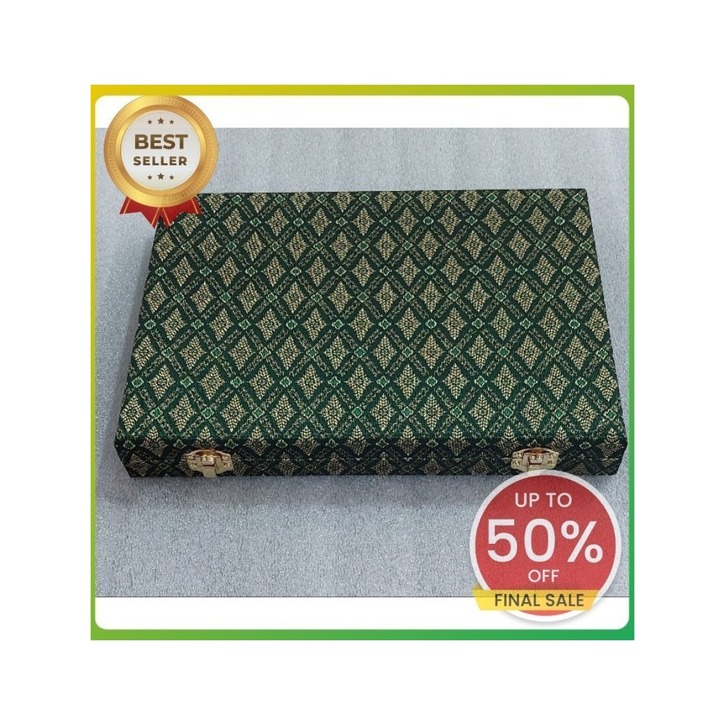กล่องใส่พระกันกลิ้งขนาด15*20cmและ20*29*4cm