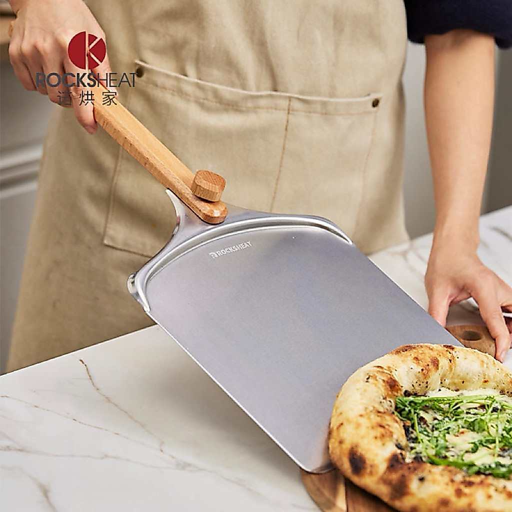 ไม้พายตักพิซซ่า pizza peel สามารถหมุนเก็บด้ามได้