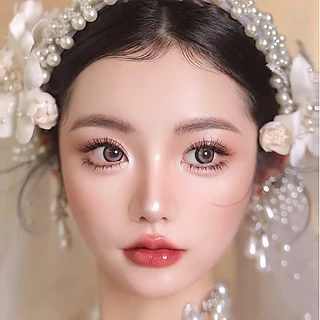 ขนตาล่างปลอมรุ่น RAYA ขนตาล่างแบบช่อสำเร็จ ความยาว 6 mm. ขนตาล่างแกนบาง ไม่แข็ง ติดง่าย ทรงสวย เป็นธรรมชาติ
