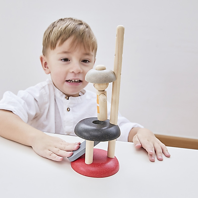 PlanToys بهلوان قافز خشبي 5494 ‏(2+) — صورة 7