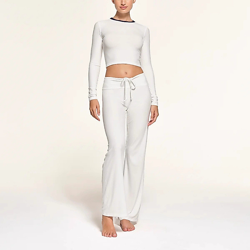Skims Skims SOFTLUNGEcroptop เสื้อยืดแขนยาวเกลียว Modal ฐานด้านบนสั้น