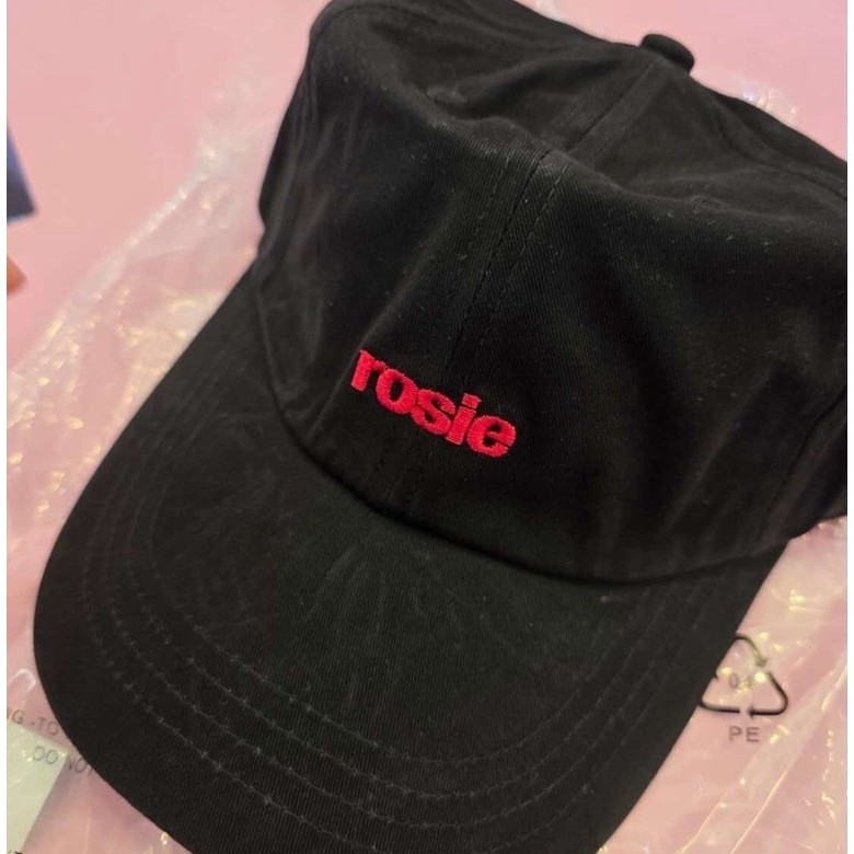 พร้อมส่ง!!🌹ROSE’ rosie Pop-up Official MD หมวกโรเซ่ ROSIE Cap ของแท้จาก Shop สีดำ สภาพดี 🧢