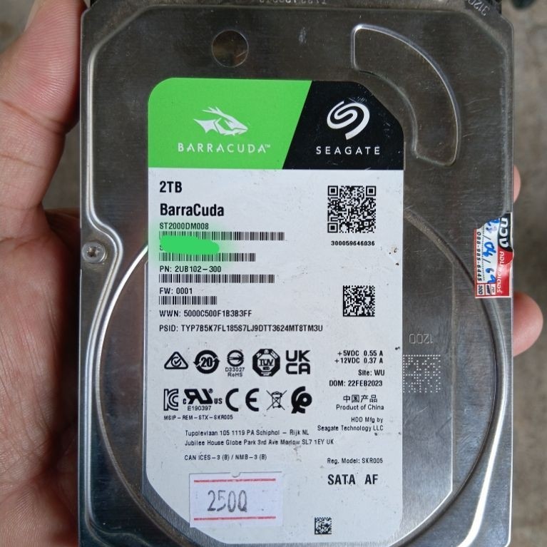HDD 3.5 นิ้ว 2TB ยี่ห้อ SEAGATE BARRACUDA 7200 RPM SATA 3.0