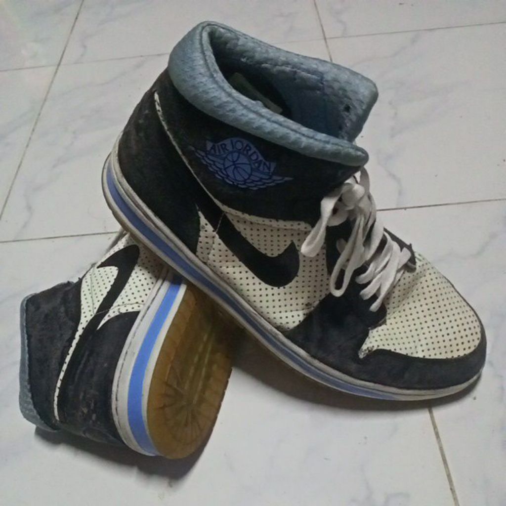 รองเท้า Air Jordan Alpha 1 'University Blue' (ปี 2010)
