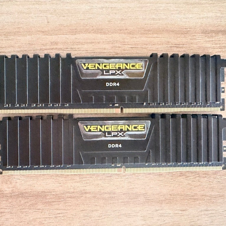 Ram corsair vengeance lpx ddr4 8g 4x2 bus 2400