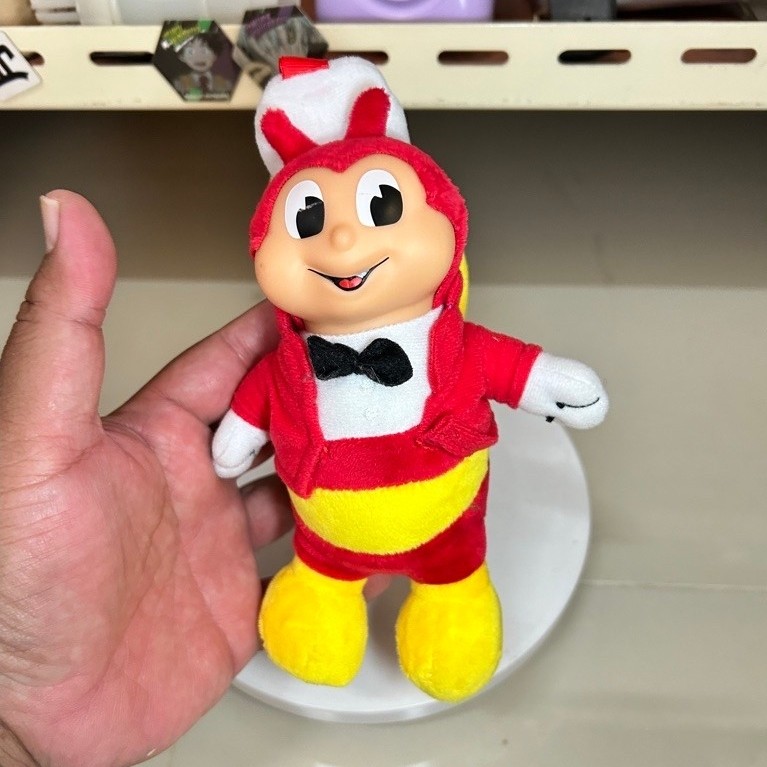 พวงกุญแจตุ๊กตา Jollibee หายาก