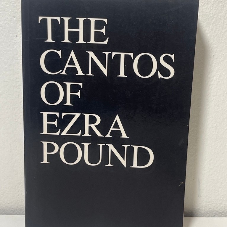 The Cantos of Ezra Pound รวมบทกวีหากาพย์ผลงานของ Ezra Pound ตำหนิ มีไฮไลท์1แผ่น