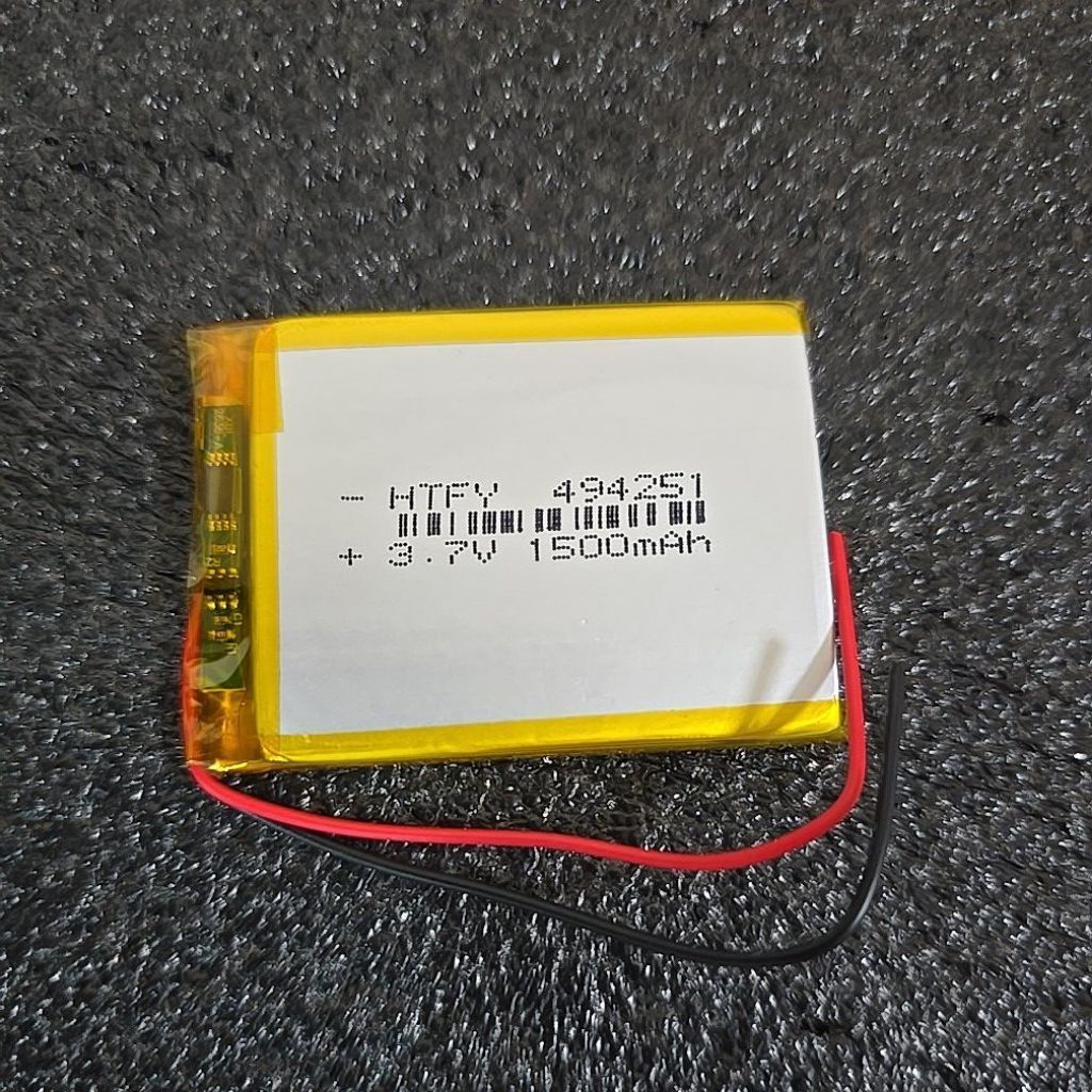 แบต3.7v 1500mah（703450/494251）