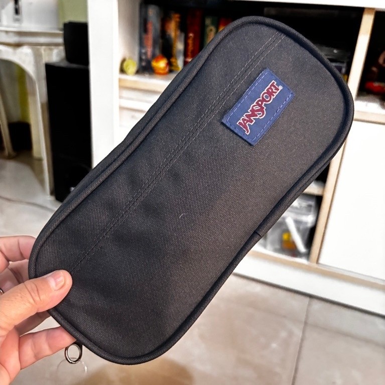 กระเป๋าถือJANSPORT ใหม่