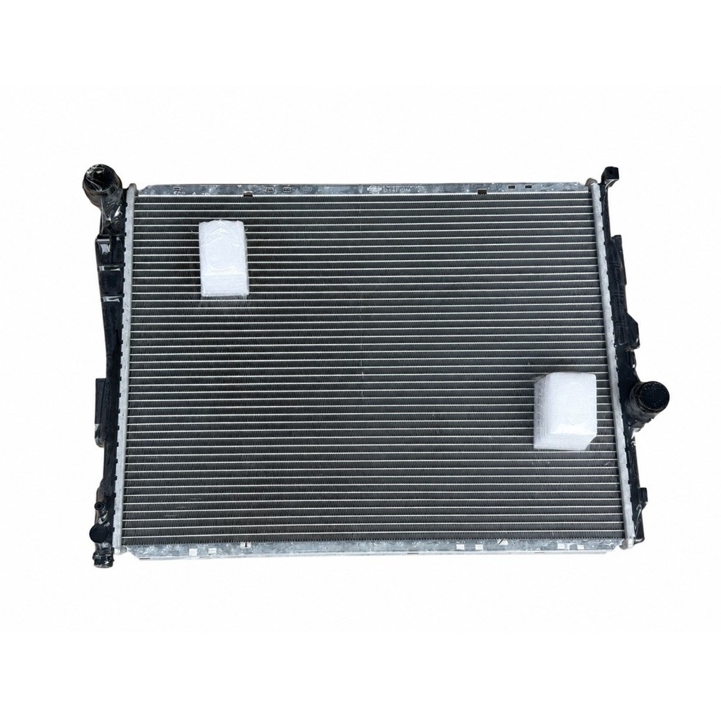 หม้อน้ำ BMW Radiator E46 E85 E86 17119071518 17119071519