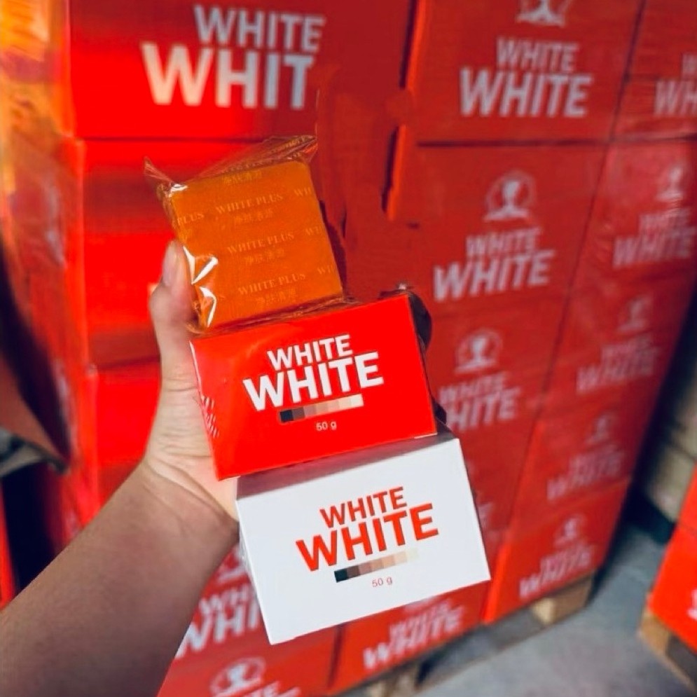 เซ็ทครีม whitewhite ไลท์ไวท์ บอดี้ครีม +สบู่1ก้อน ได้ 3 ชิ้น พร้อมส่ง (ใหม่ล่าสุดของแท้ )