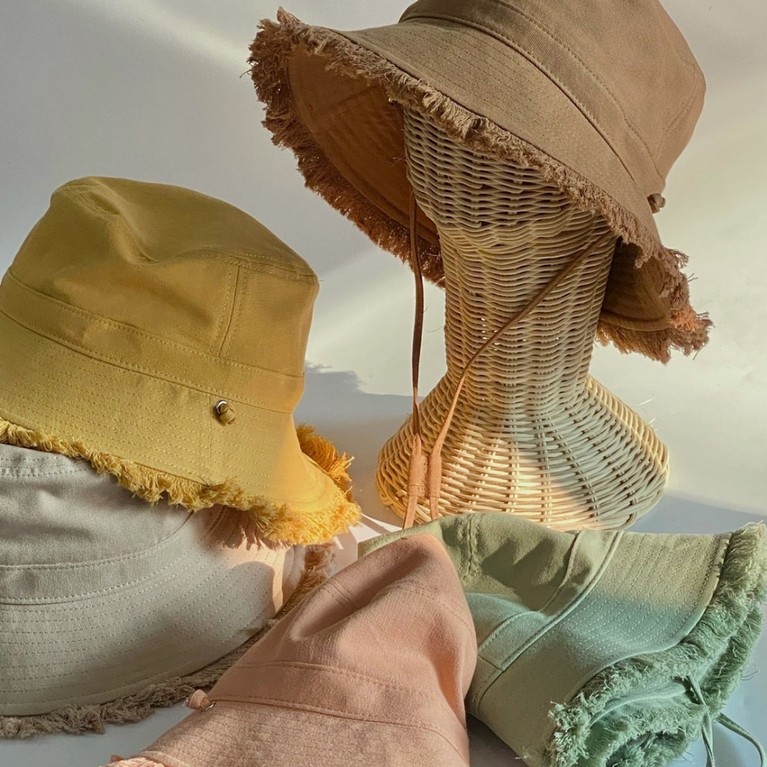 Brim Bucket Canvas - หมวกบัคเก็ตชายรุ่ยผ้าแคนวาส แต่งปีกรุ่ยรอบหมวก มีมากกว่า20สี