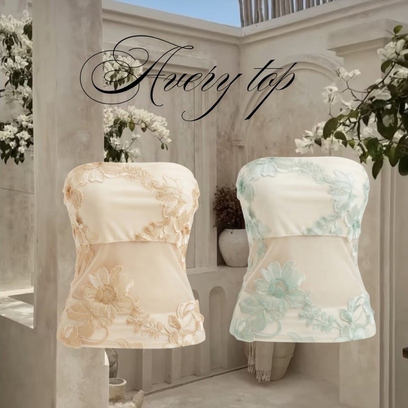 (พรีออเดอร์5-7วัน)Avery top : เสื้อเกาะอกงานลูกไม้ซีทรู มีซั