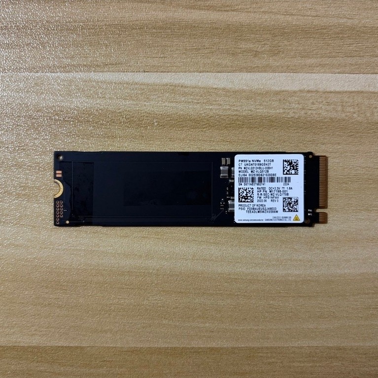 SAMSUNG PM991A M.2 NVMe 512GB