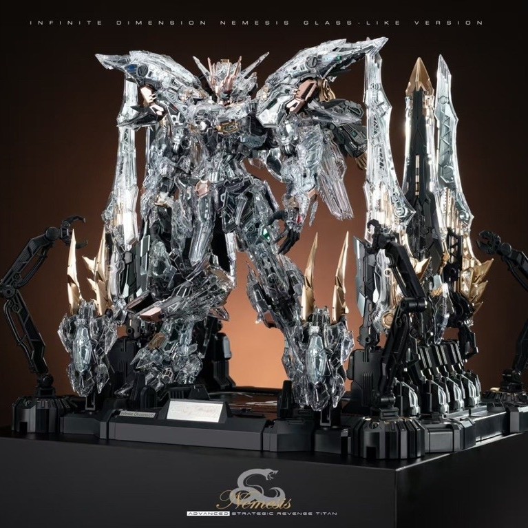 ( Pre-order ) 1/100 Nemesis Clear Color Limited