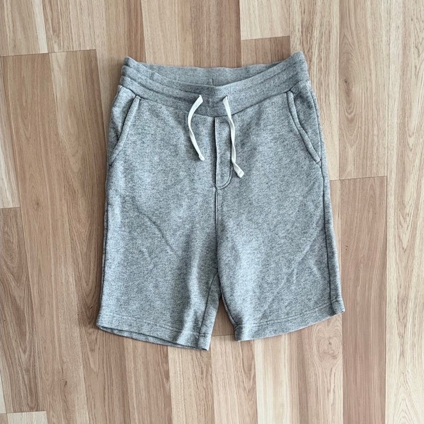h&m man sweater shorts s