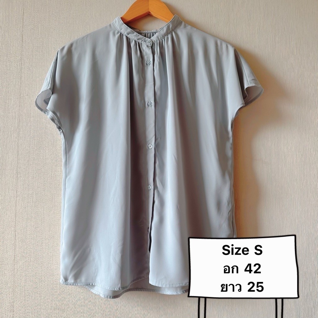 เสื้อเบลาส์แขนสั้น เสื้อเชิ้ตคอจีน แบรนด์ GU มือสอง (C0001)