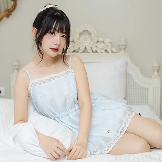 RIKA น้องริเกด สายเดี่ยวลูกไม้รูดเอว