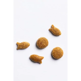 Lola&Co อาหารเม็ดแมว โปรตีน26% 1 kg อุดมด้วยผลไม้ 5 สีรส ทูน่าและไก่