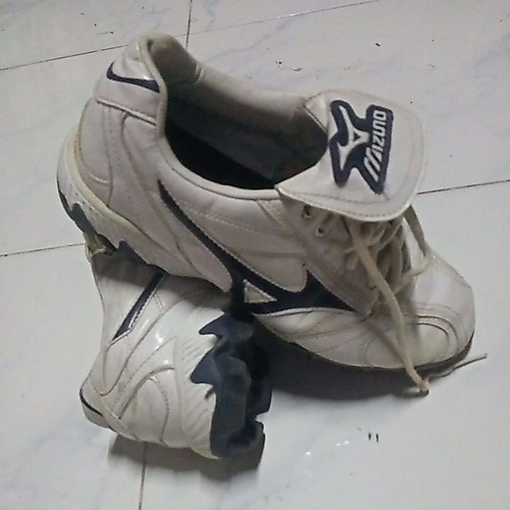 รองเท้าสตั๊ด Mizuno (มิซูโน)