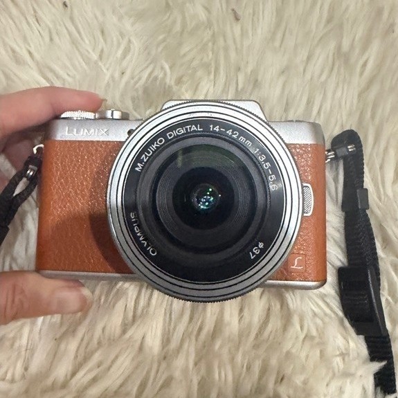 กล้อง panasonic gf7 มือสอง
