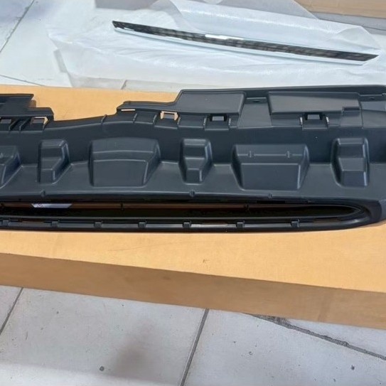 ช่องลมในกันชนหน้า MITSUBISHI MIRAGE ปี 2010-2015