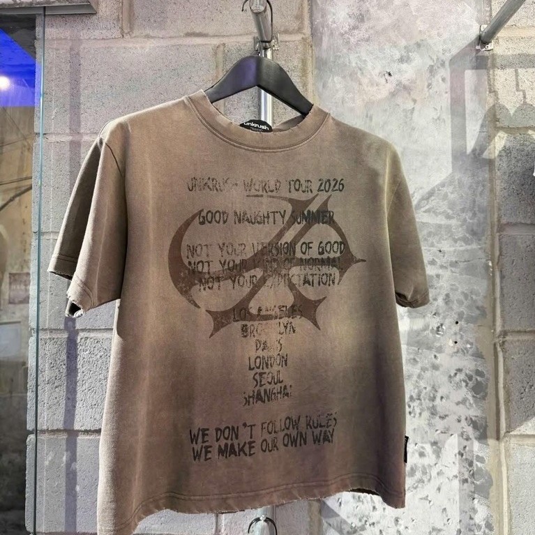 Pre-order (14-20days) แบรนด์เวียดนาม UNKRUSH | Brown tee