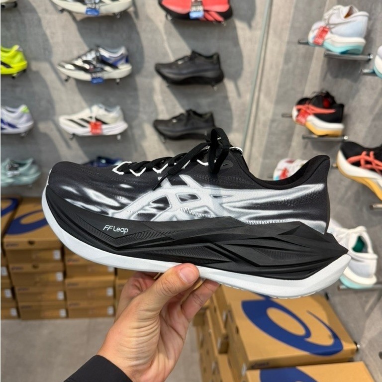 เปิดพรีออเดอร์ asics superblast สีดำ จัดส่ง 5-10 กันยายนครับ