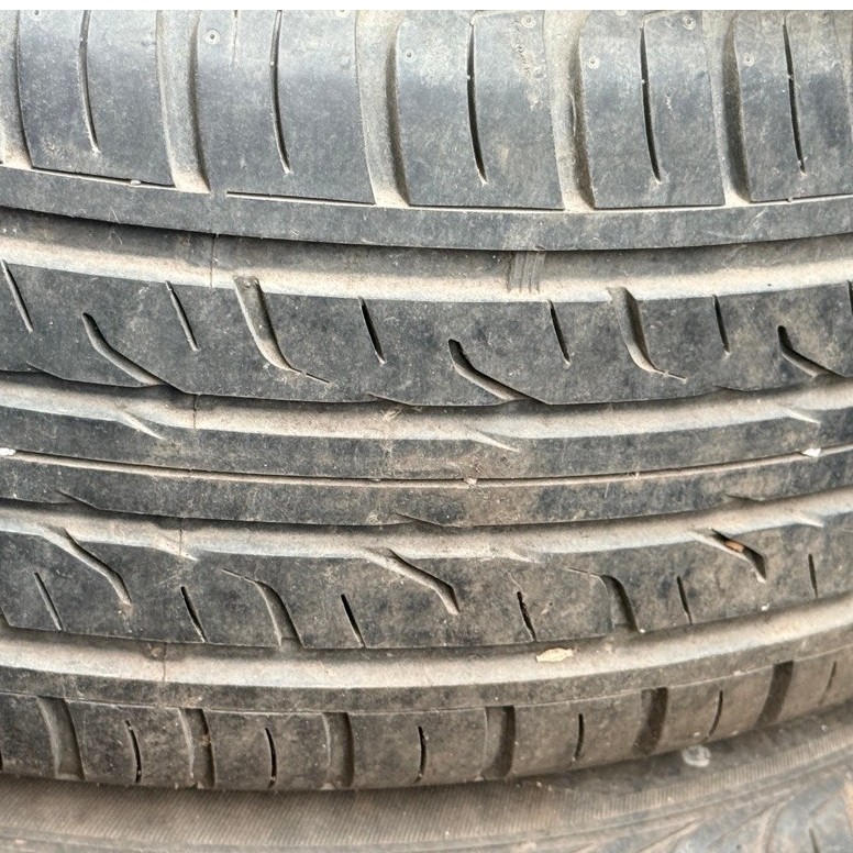 ยางมือสอง 265/60/18 Dunlop Grantrek PT3 ปี21 ราคาต่อเส้น