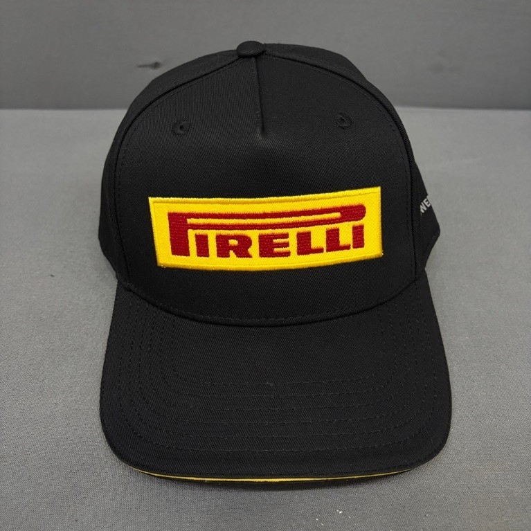 หมวก Pirelli มือหนึ่ง หมวก Pirelli F1 Podium Cap