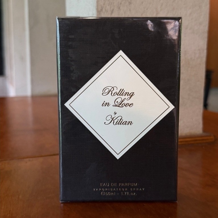 น้ำหอม Kilian Rolling In Love 50 ml กล่องซีล