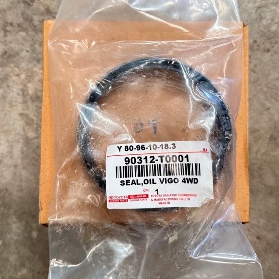ซีลล้อหน้าตัวใน Toyota Vigo 4WD 80-97-10/18 : 90312-T0001