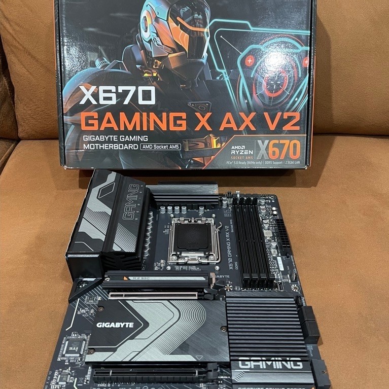 MAINBOARD (เมนบอร์ด) GIGABYTE X670 GAMING X AX V2 ประกัน 08/2027